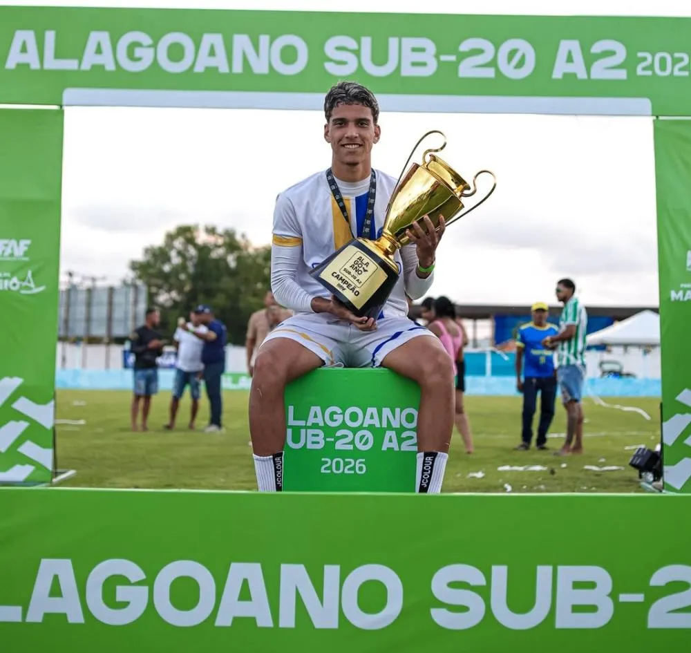 Jovem talento do distrito de Algodão brilha no futebol alagoano e conquista título Sub-20