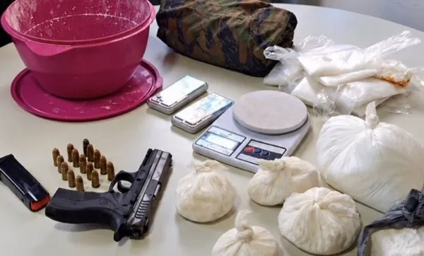 Adolescente é apreendido com 3,5 kg de cocaína, pistola e munições em Itamarati, distrito de Ibirapitanga